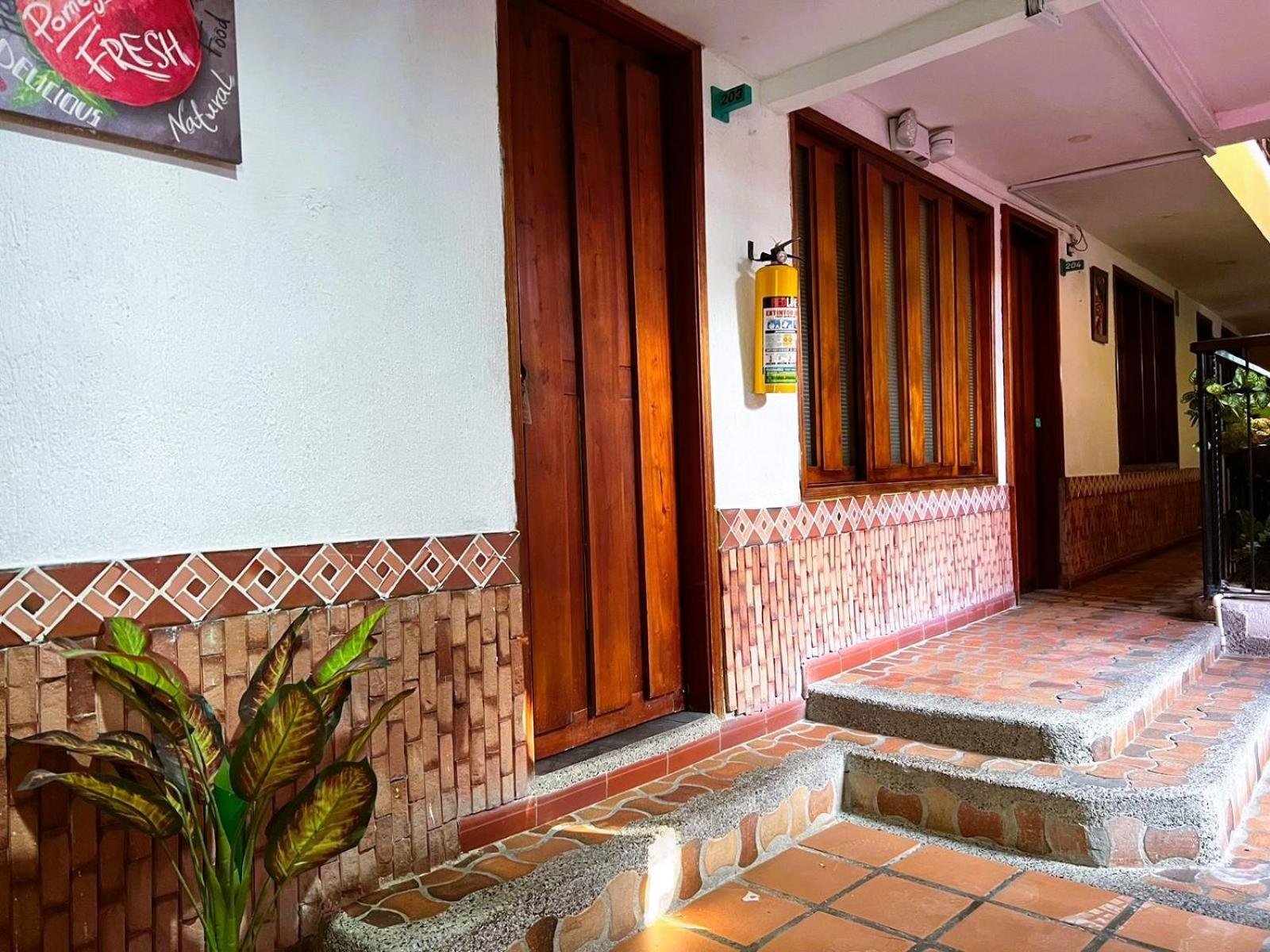 Aparta Hotel Bacano Historico - Santa Marta (Magdalena) — Photos 3